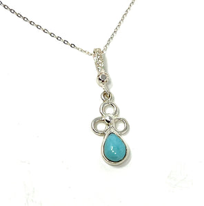 Trebol Larimar Necklace