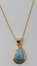 Cargar imagen en el visor de la galería, Pear-Shaped Larimar in Gold
