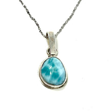 Cargar imagen en el visor de la galería, Larimar Mini Necklace
